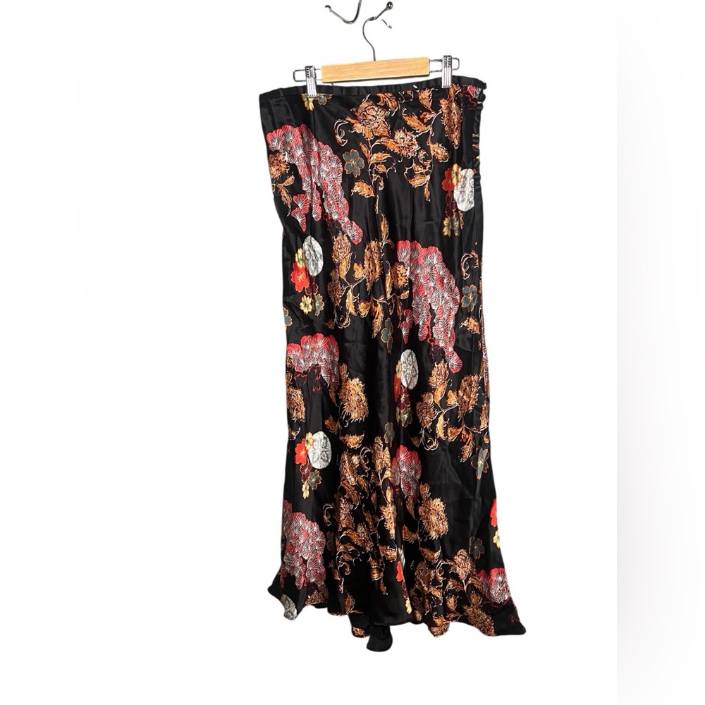 JJs House Black Floral silk A-Line midi Skirt size 12